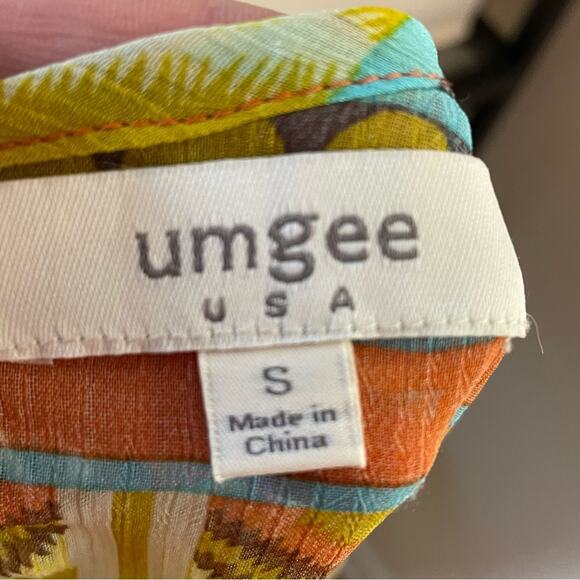 UMGEE multicolor Southwest boho print semi sheer  tank w/exposed back zip sz sm - Picture 3 of 5